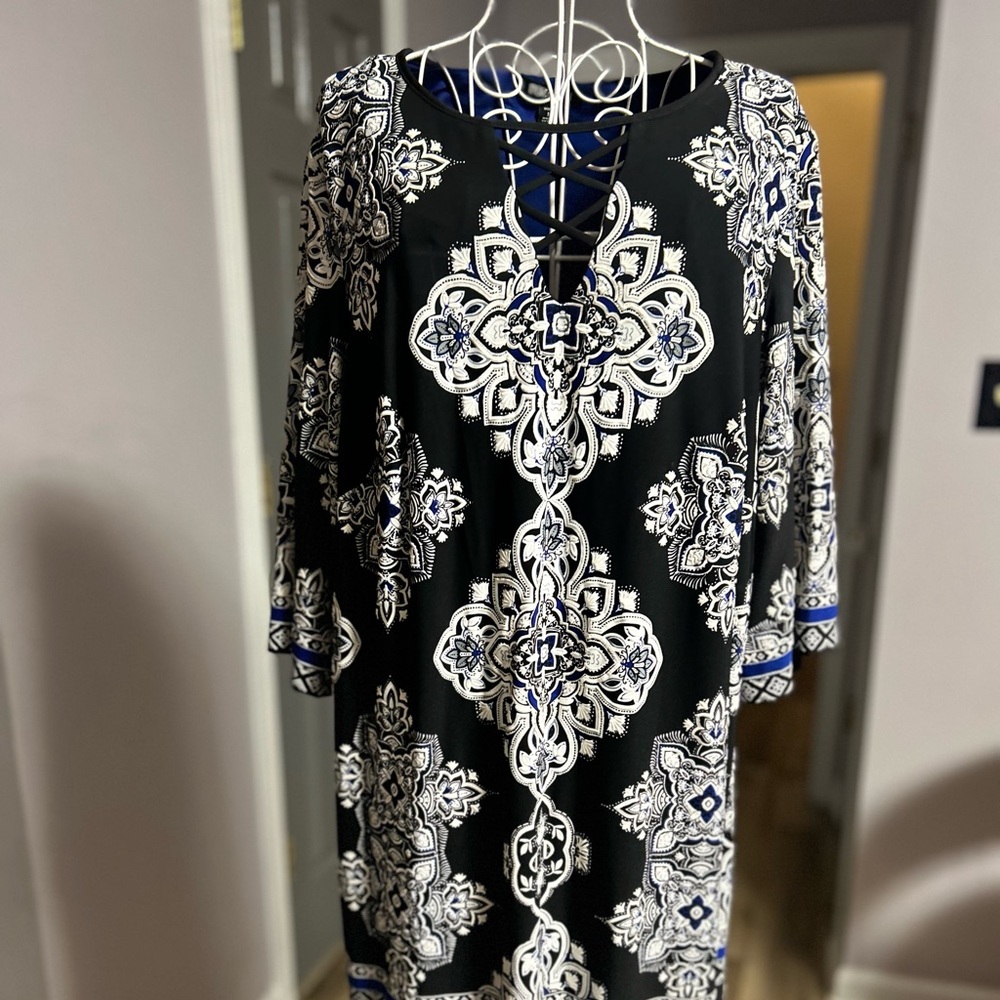 Roz & Ali Dress Women's Size 16 Black  Stretch